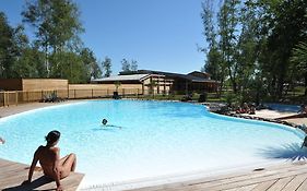 Yelloh Village Bordeaux Lac 4*
